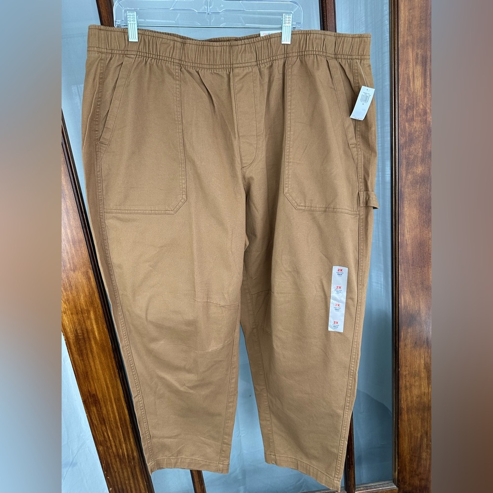 Old Navy Women's Cropped Utility Pants in Camel